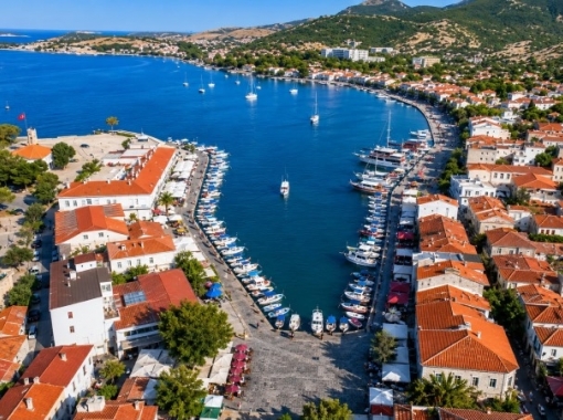 ESKİ FOÇA ÇARŞIDA 1+0 EŞYALI KİRALIK STÜDYO DAİRE
